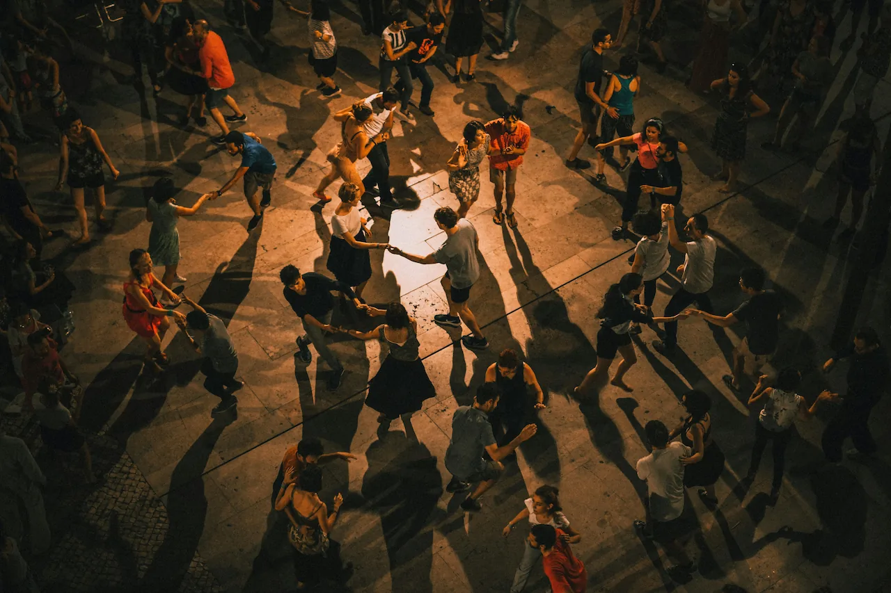 Dancers social dancing.